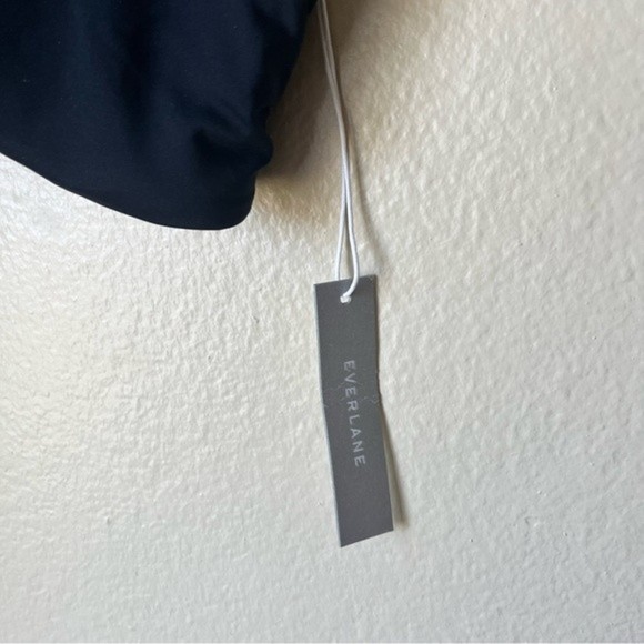 NWT Everlane Tie-Front Bikini Top Black Small - Picture 4 of 9
